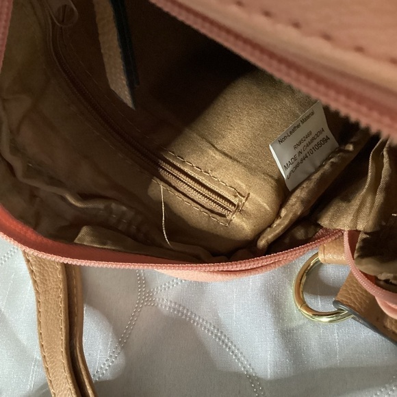 Cute Vegan Leather Crossbody Purse - Picture 4 of 10